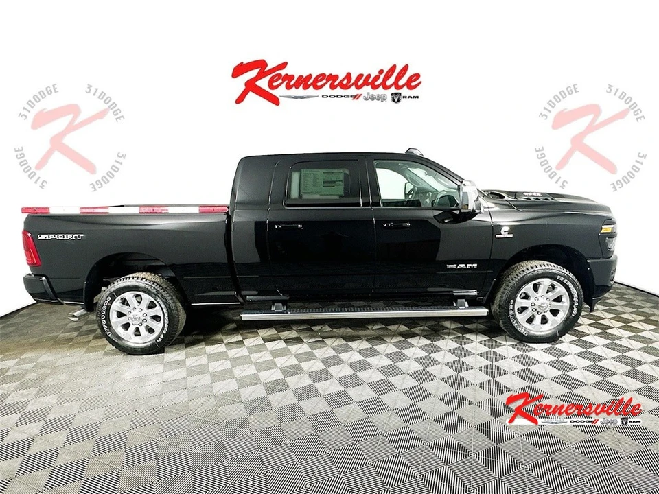 2026 Ram 3500 - Image 8 of 12