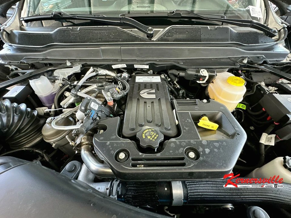 2026 Ram 3500 - Image 16 of 21