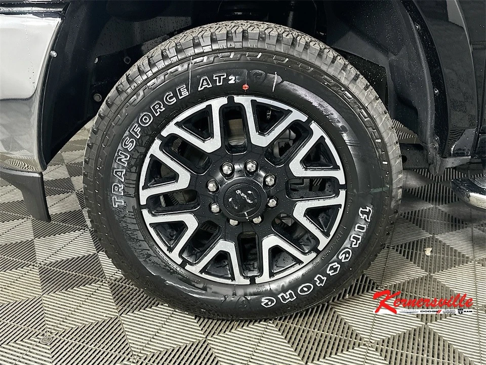 2026 Ram 3500 - Image 17 of 21