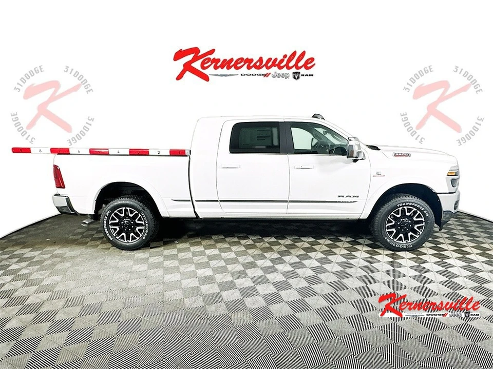 2026 Ram 3500 - Image 8 of 12