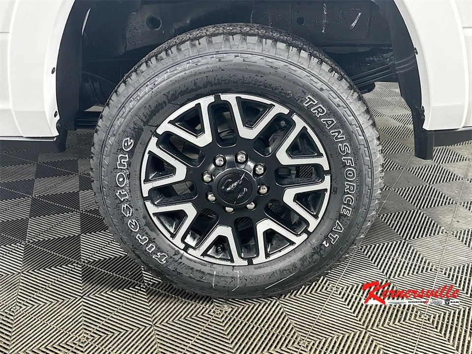 2026 Ram 3500 - Image 17 of 21