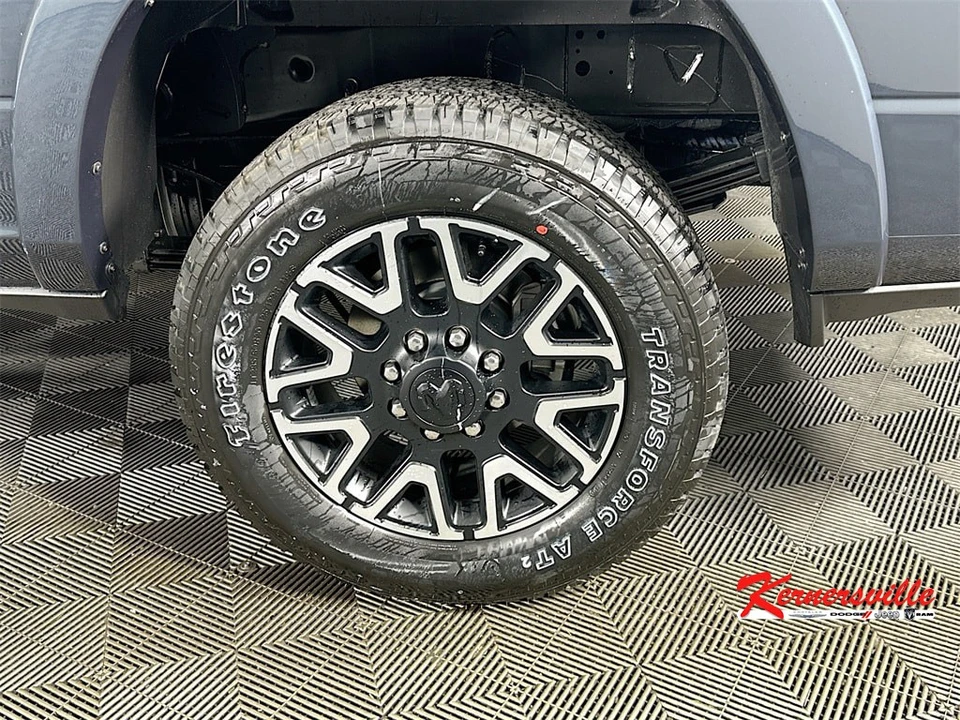 2026 Ram 3500 - Image 17 of 21