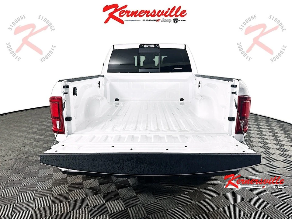 2026 Ram 3500 - Image 16 of 21