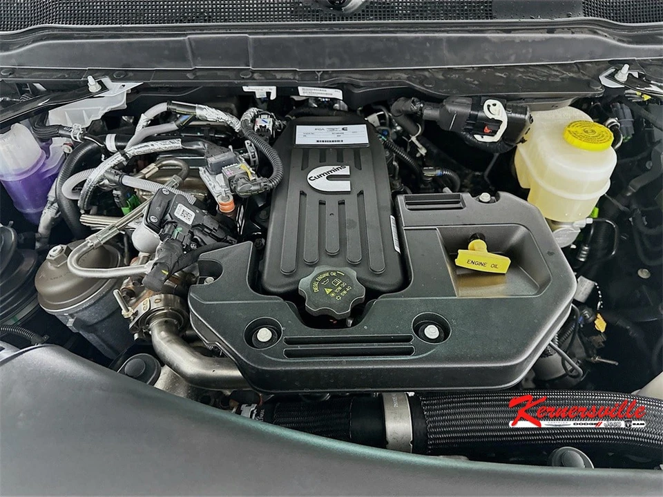 2026 Ram 3500 - Image 17 of 21