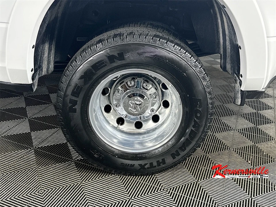 2026 Ram 3500 - Image 17 of 21