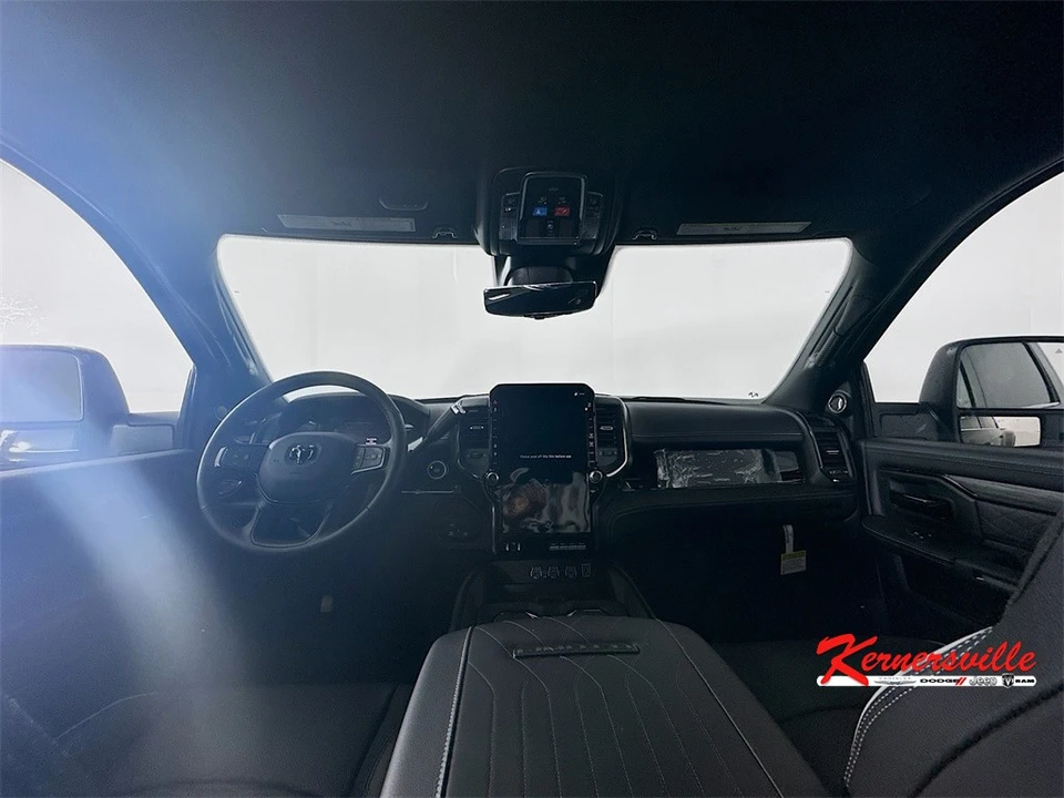 2026 Ram 3500 - Image 9 of 21