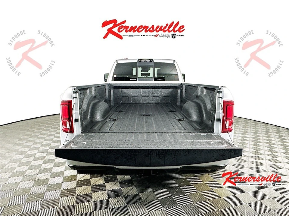 2026 Ram 3500 - Image 16 of 21