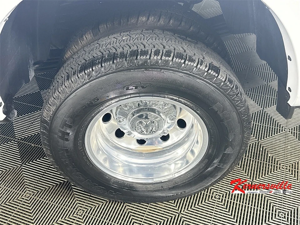 2026 Ram 3500 - Image 17 of 21