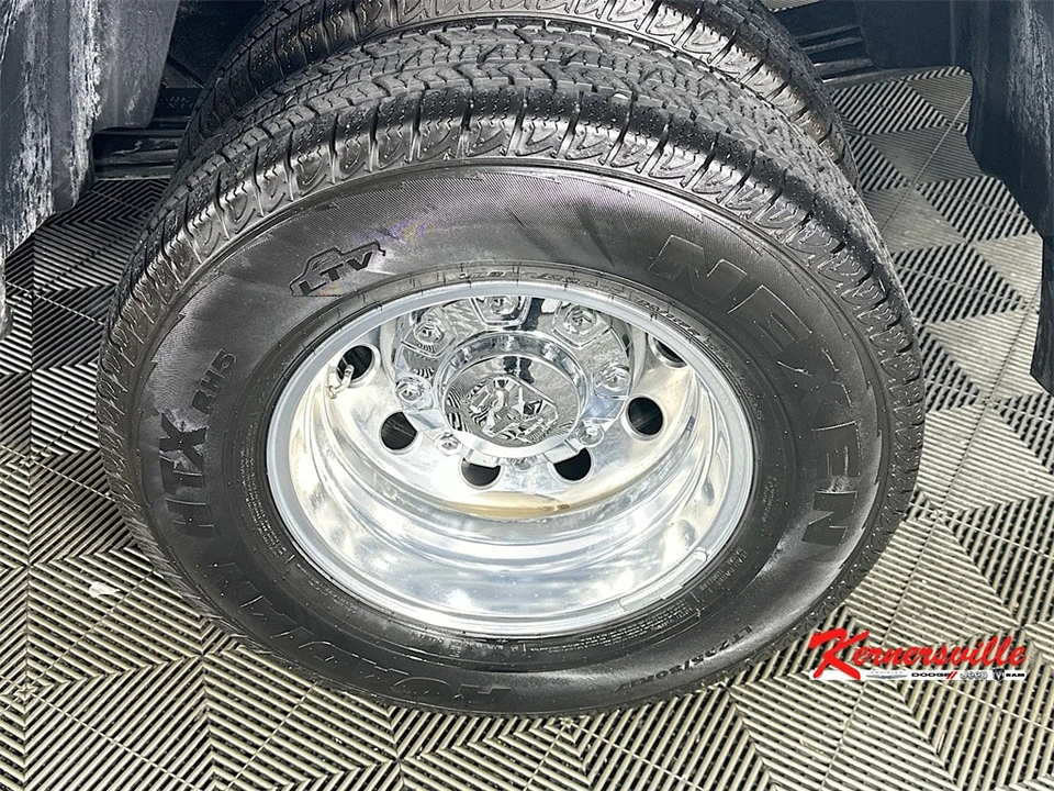 2026 Ram 3500 - Image 17 of 21