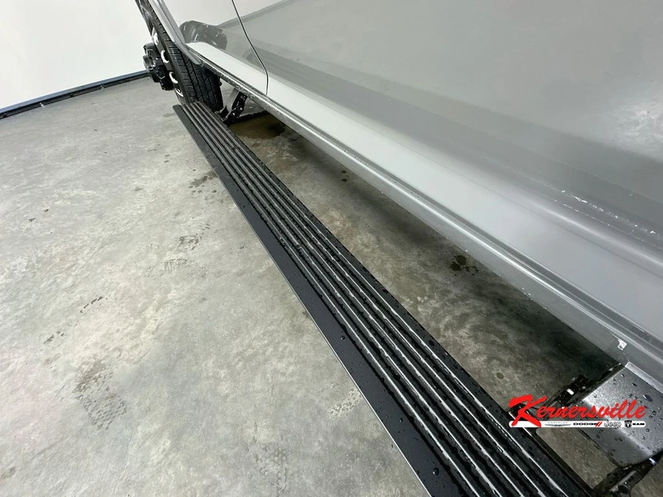 2026 Ram 3500 - Image 22 of 23