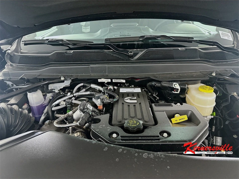 2026 Ram 3500 - Image 17 of 20