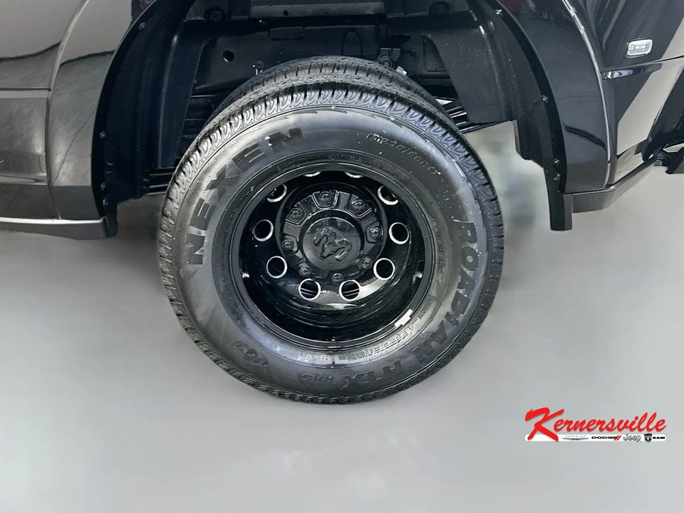 2026 Ram 3500 - Image 16 of 20