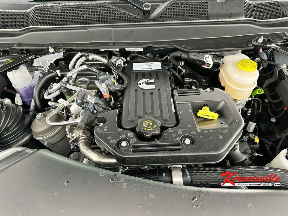 2026 Ram 3500 - Image 17 of 20