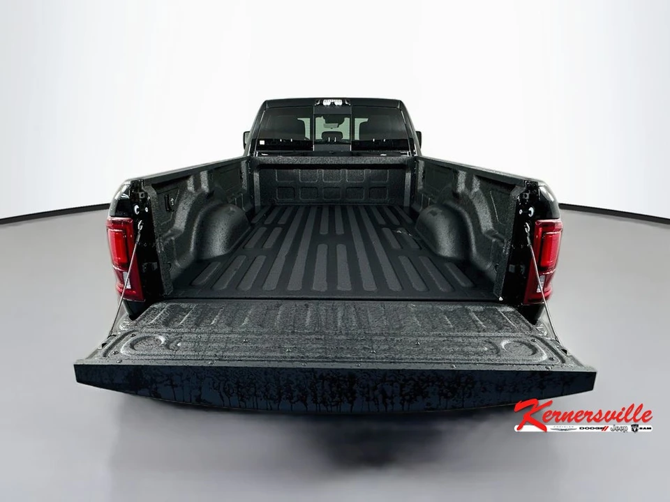 2026 Ram 3500 - Image 15 of 20