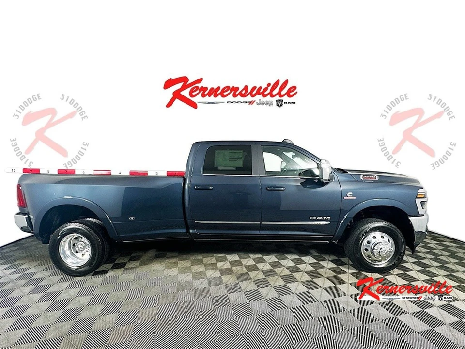2026 Ram 3500 - Image 8 of 12