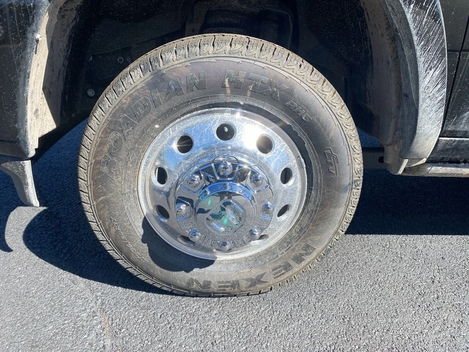 2026 Ram 3500 - Image 9 of 12