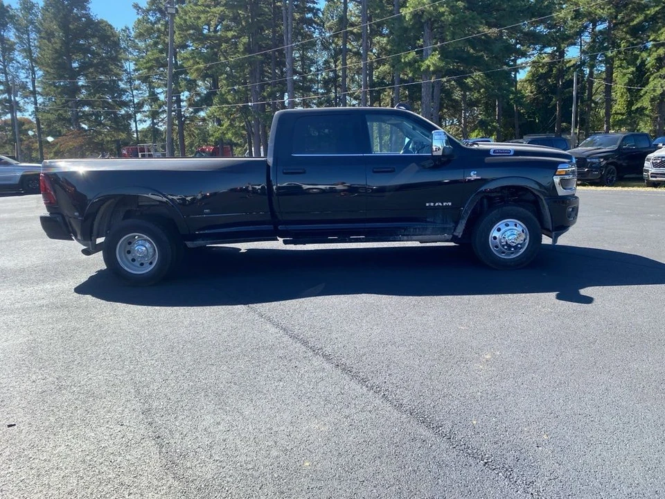 2026 Ram 3500 - Image 4 of 12