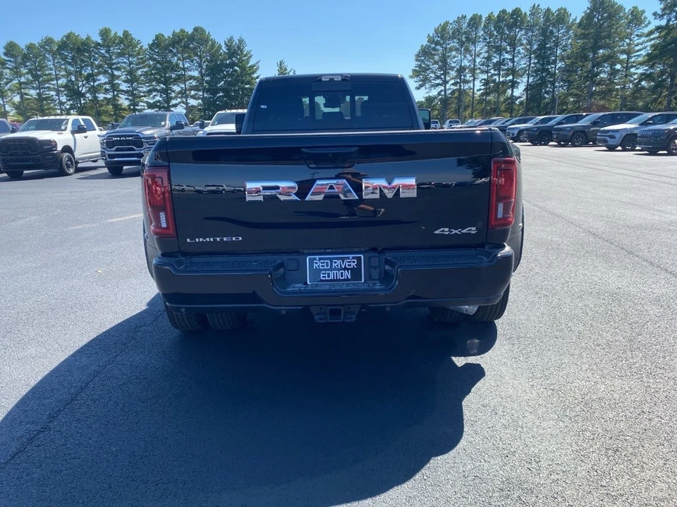 2026 Ram 3500 - Image 7 of 12