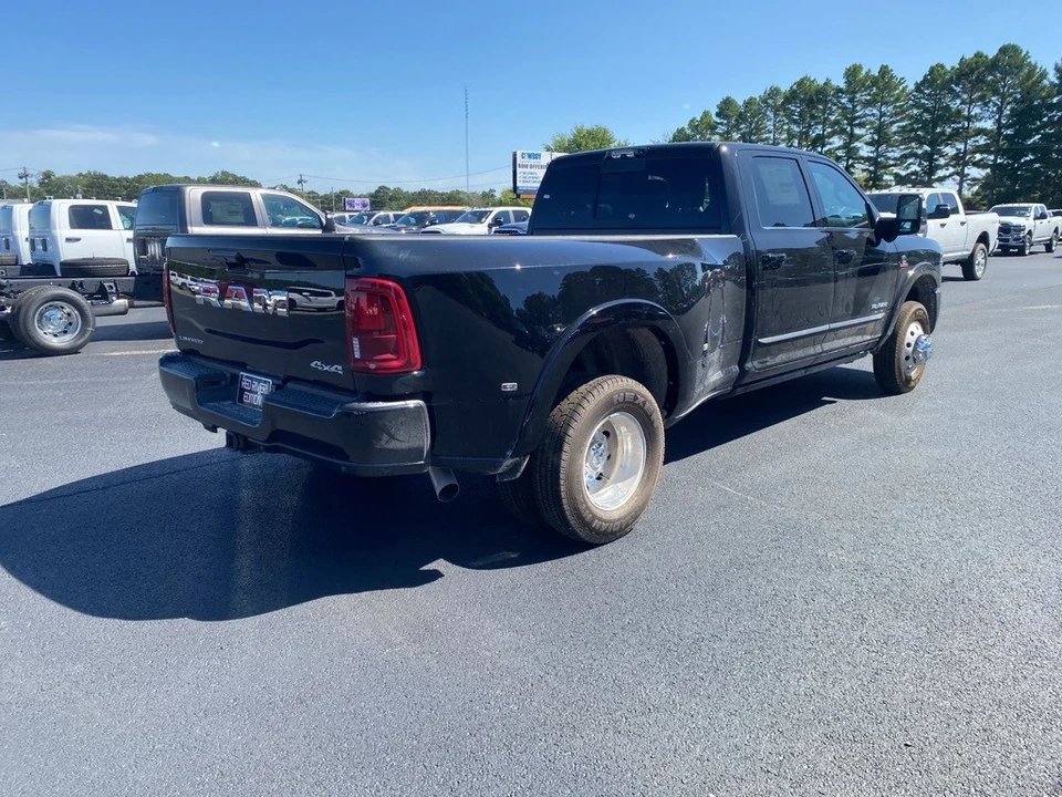 2026 Ram 3500 - Image 6 of 12