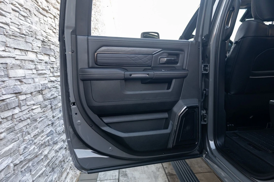 2026 Ram 3500 - Image 28 of 31