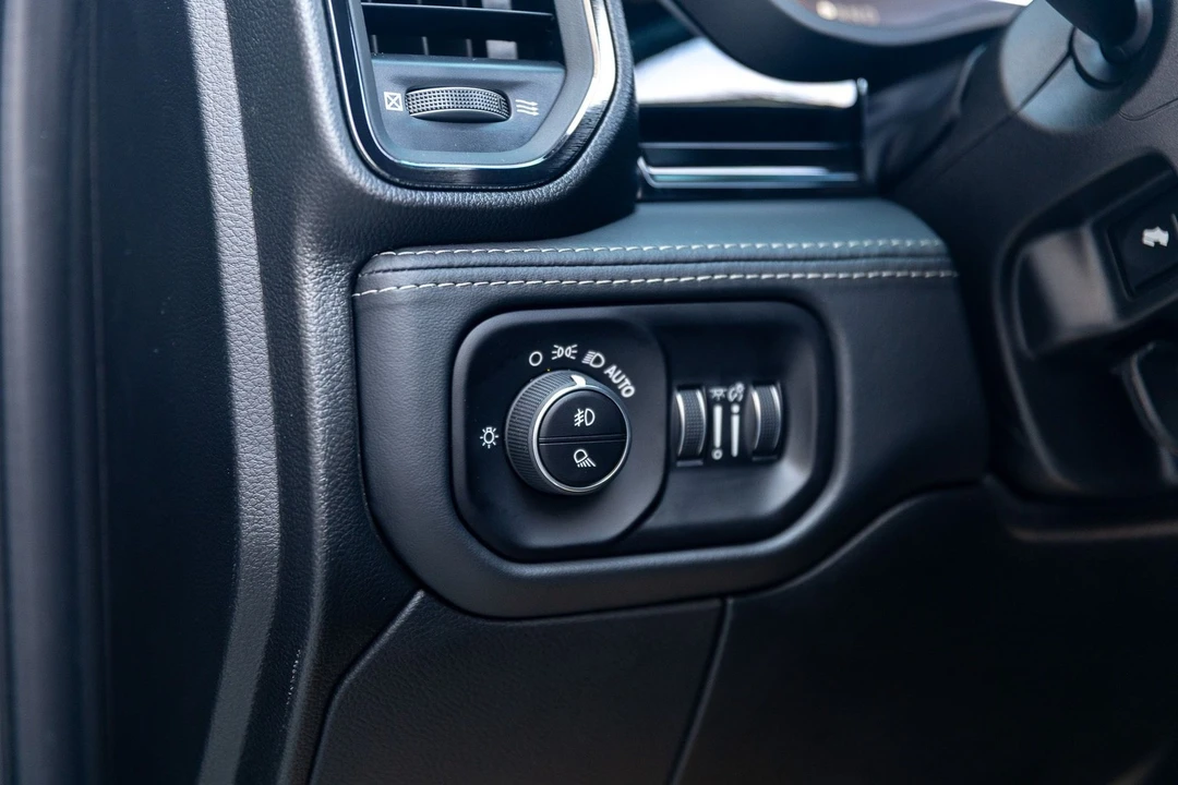 2026 Ram 3500 - Image 24 of 31