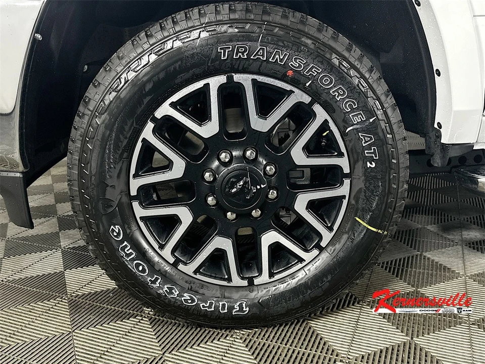 2026 Ram 3500 - Image 17 of 21