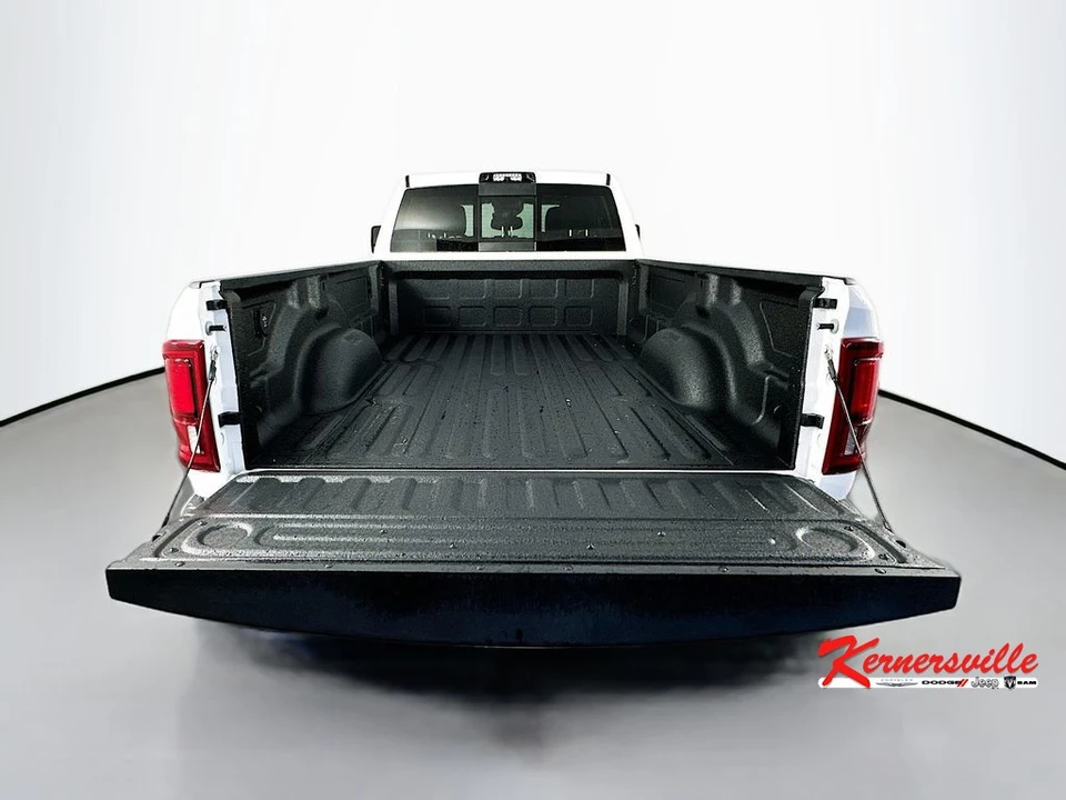 2026 Ram 3500 - Image 16 of 22