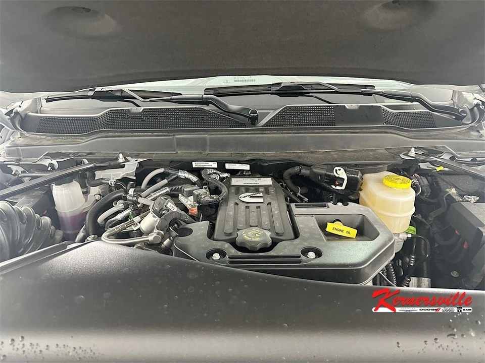 2026 Ram 3500 - Image 18 of 21