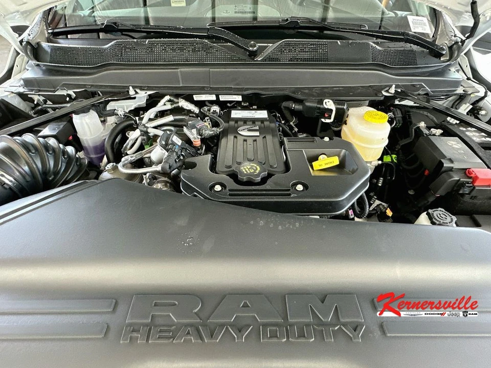 2026 Ram 3500 - Image 18 of 23