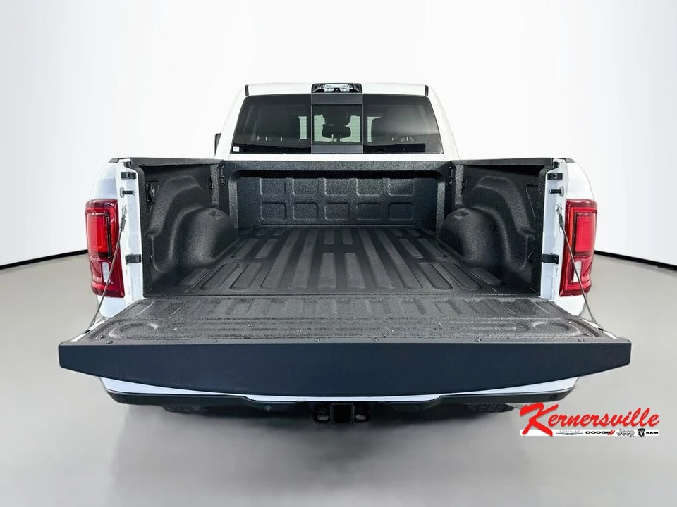 2026 Ram 3500 - Image 16 of 23