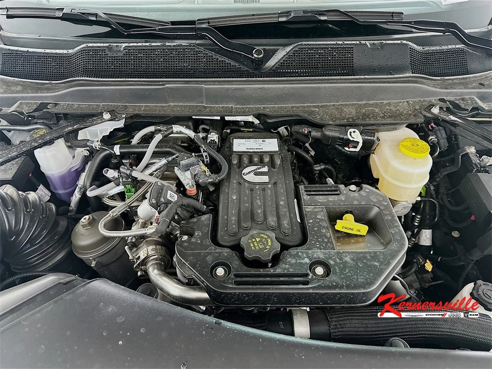 2026 Ram 3500 - Image 18 of 21