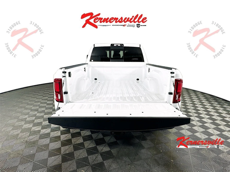 2026 Ram 3500 - Image 16 of 21