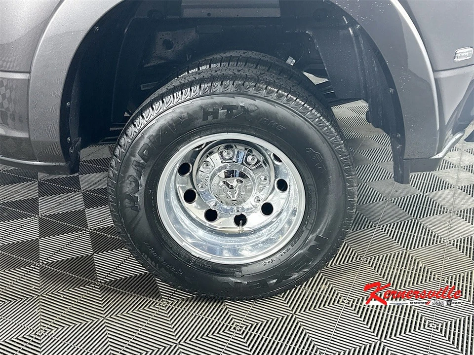 2026 Ram 3500 - Image 17 of 21