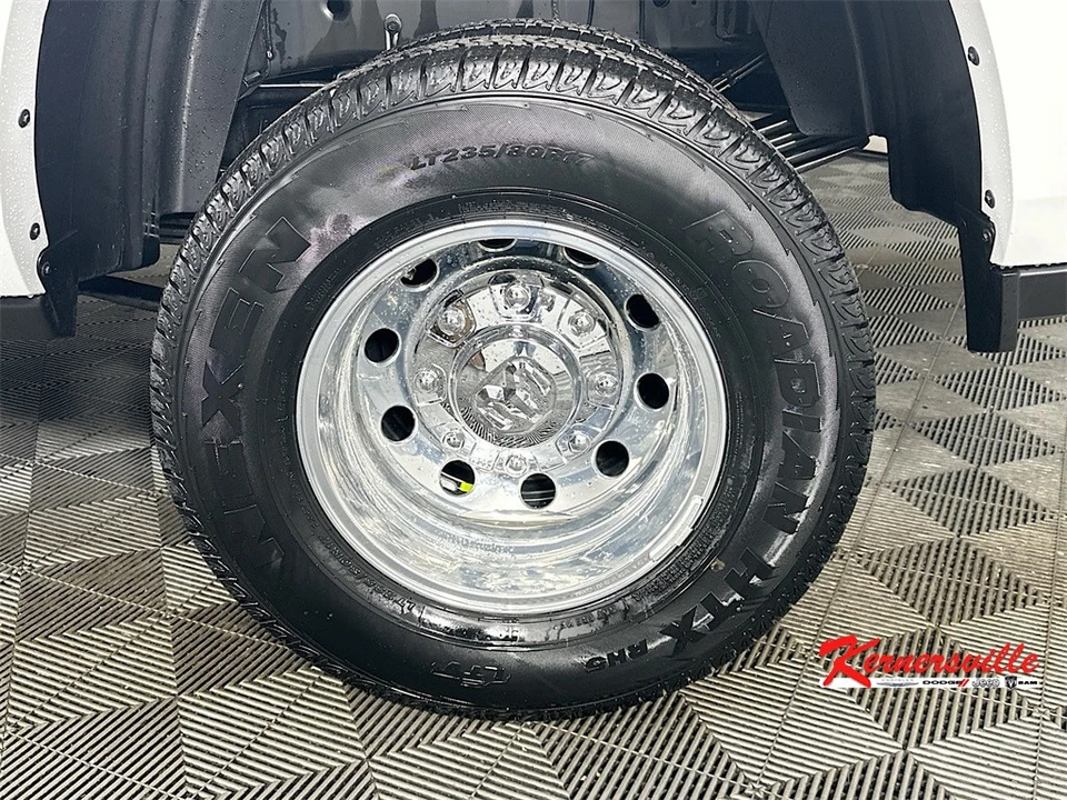 2026 Ram 3500 - Image 17 of 21