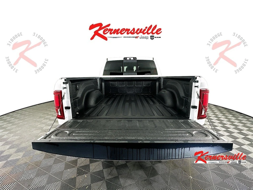 2026 Ram 3500 - Image 16 of 21