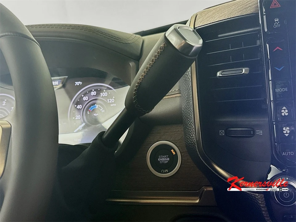 2026 Ram 3500 - Image 12 of 21