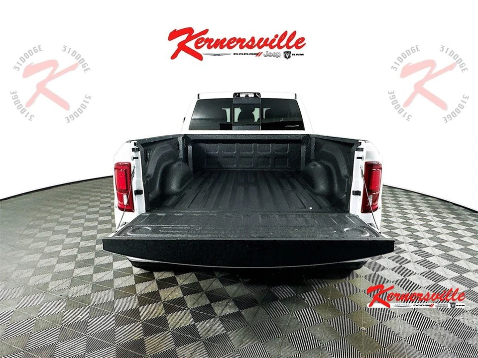 2026 Ram 3500 - Image 16 of 21