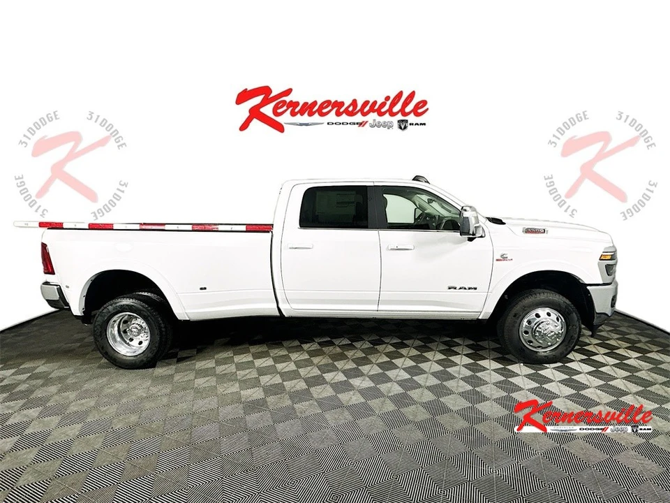 2026 Ram 3500 - Image 8 of 12