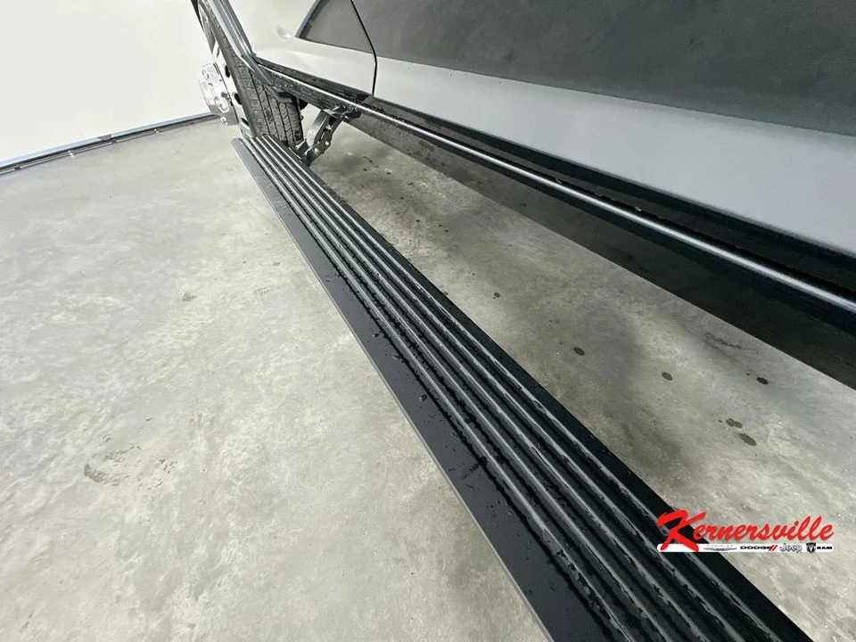 2026 Ram 3500 - Image 22 of 23