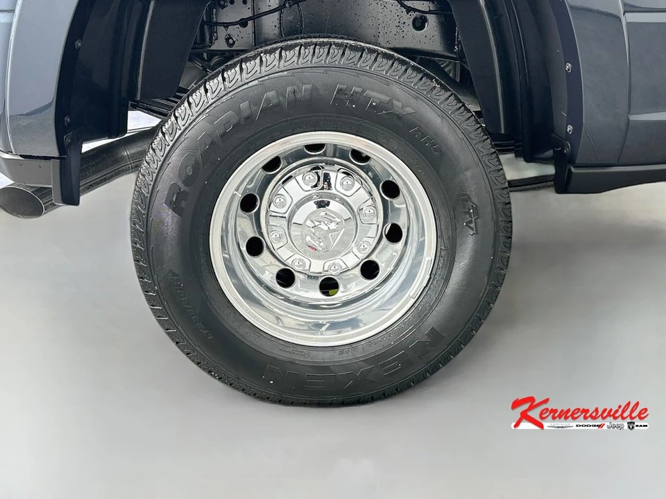 2026 Ram 3500 - Image 17 of 23