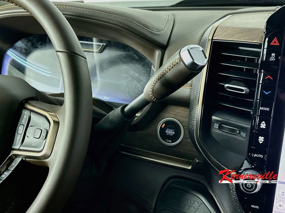 2026 Ram 3500 - Image 12 of 23