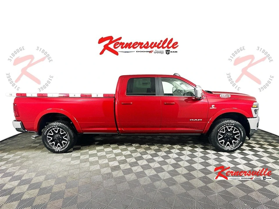 2026 Ram 3500 - Image 8 of 12