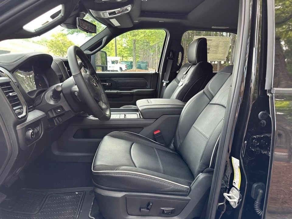 2026 Ram 3500 - Image 15 of 24