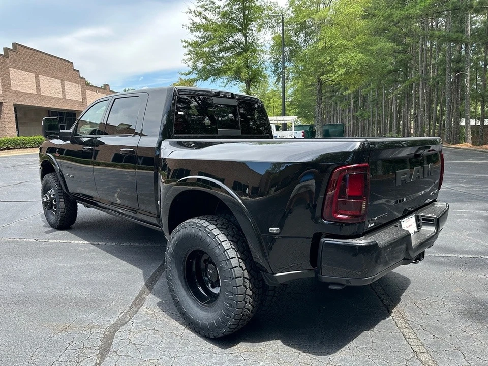 2026 Ram 3500 - Image 5 of 24
