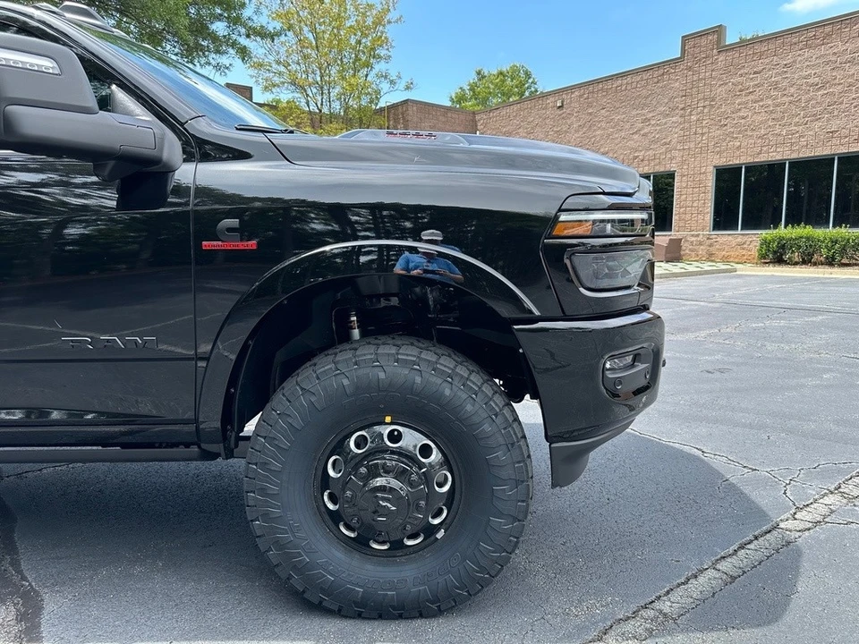 2026 Ram 3500 - Image 12 of 24