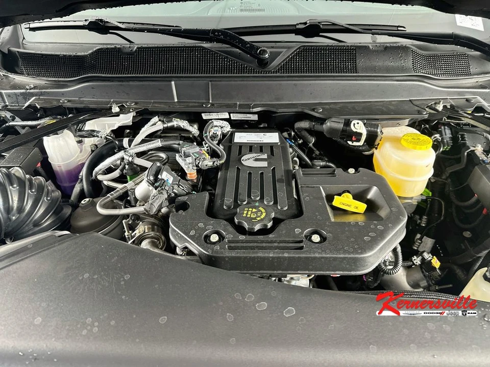 2026 Ram 3500 - Image 18 of 21
