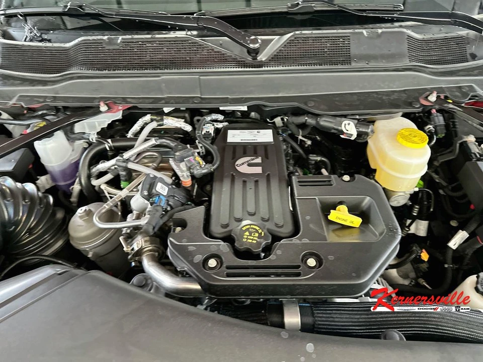 2026 Ram 3500 - Image 18 of 21