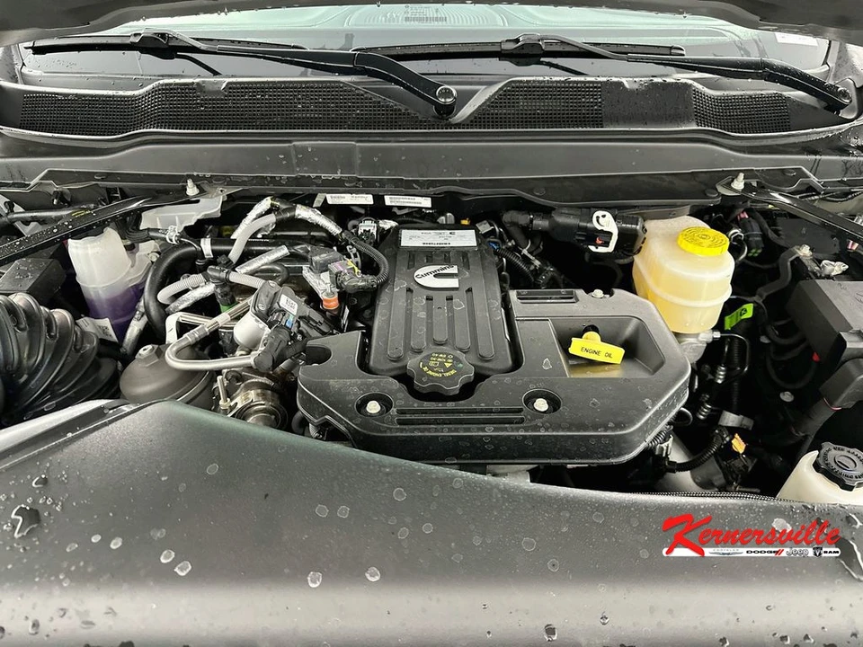 2026 Ram 3500 - Image 18 of 21