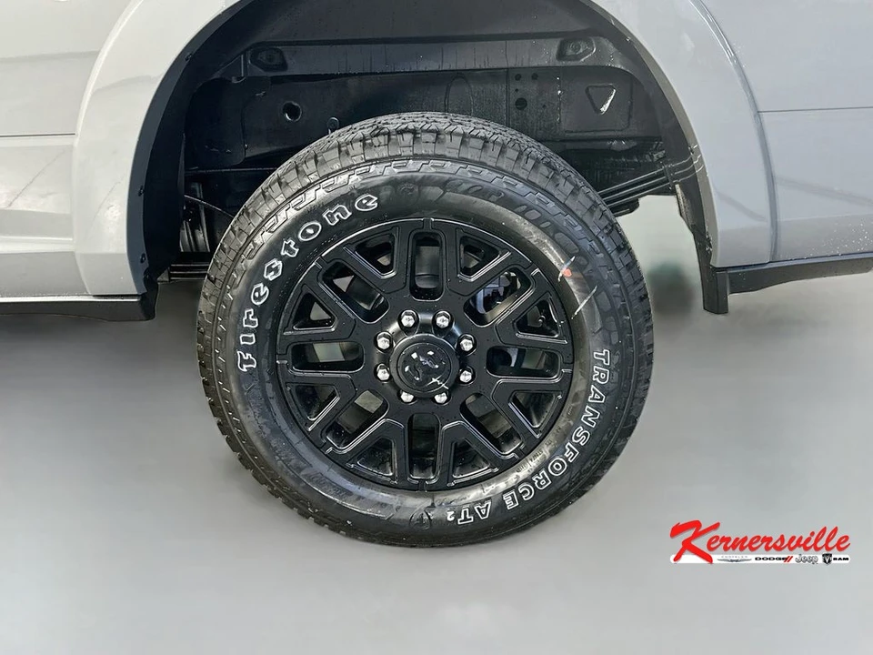 2026 Ram 3500 - Image 17 of 21