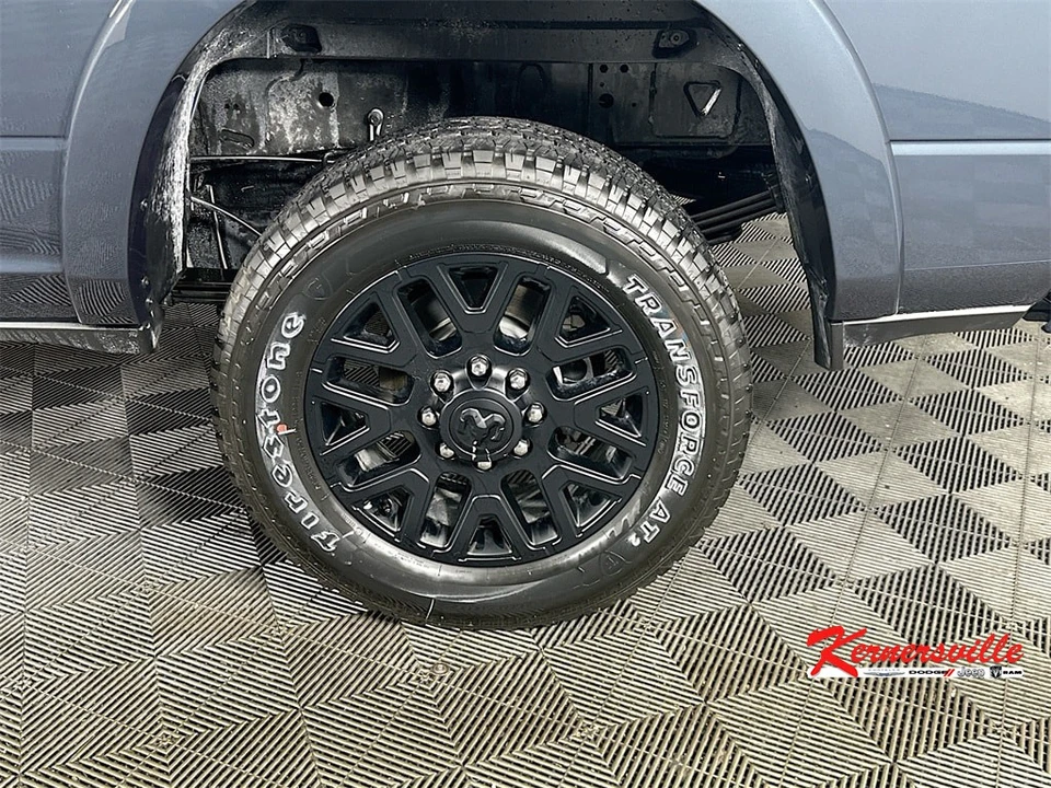 2026 Ram 3500 - Image 17 of 21